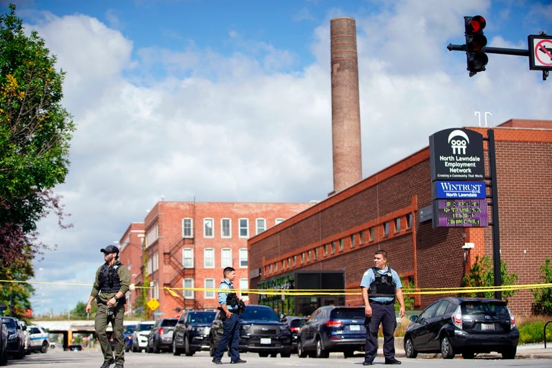 Police Station Shooting Chicago