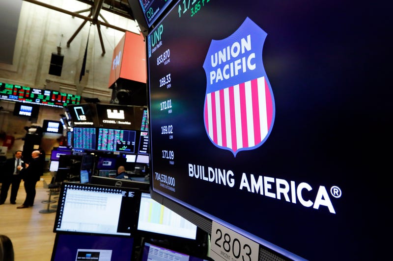 Earns Union Pacific