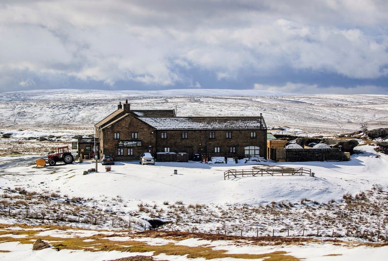 Britain Stuck in Pub