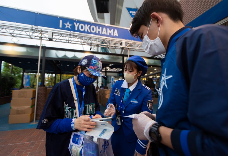 Virus Outbreak Japan Tokyo Crowds