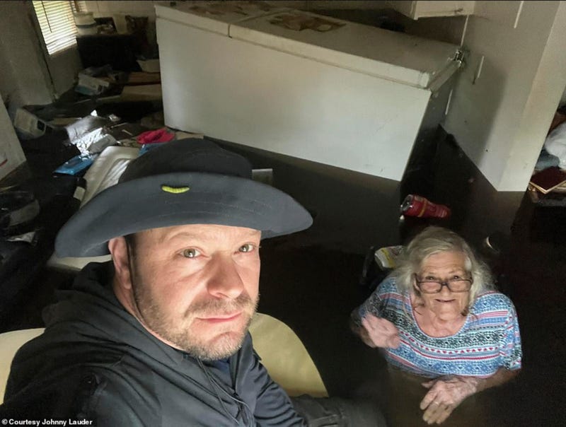 Tropical Weather Man Rescues Mom
