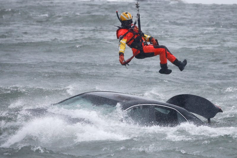 Niagara Falls Car In Water