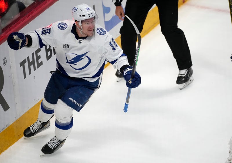 Stanley Cup Lightning Avalanche Hockey