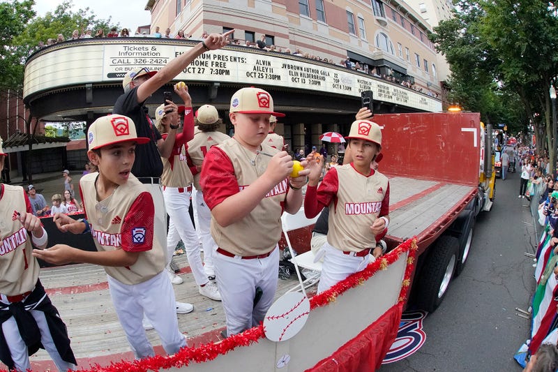 LLWS Parade Baseball