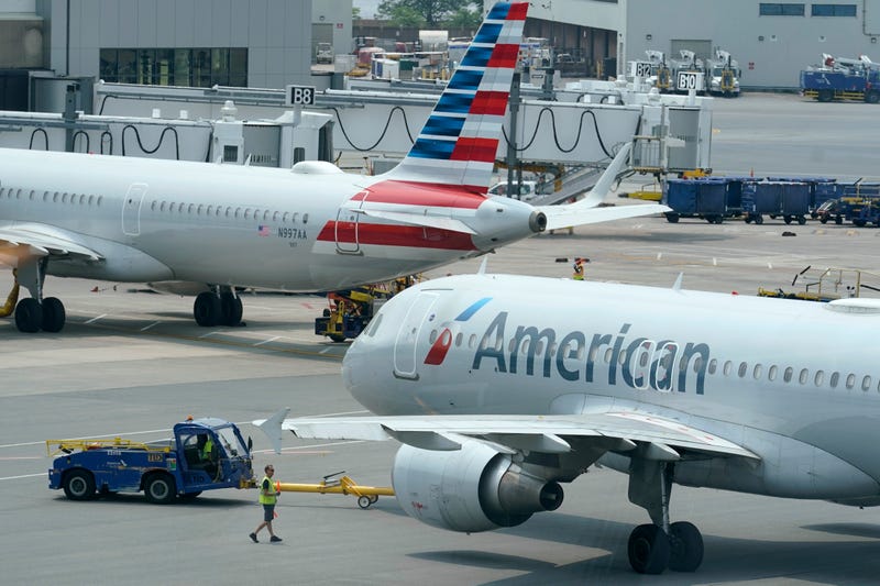 Earns American Airlines