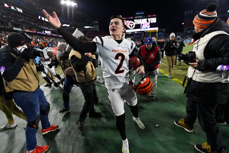 Bengals Titans Football
