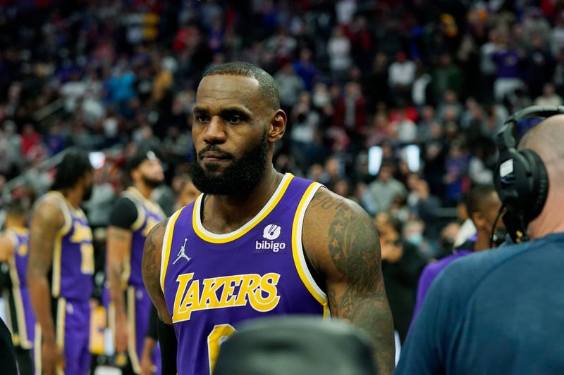 Lakers Pistons Basketball