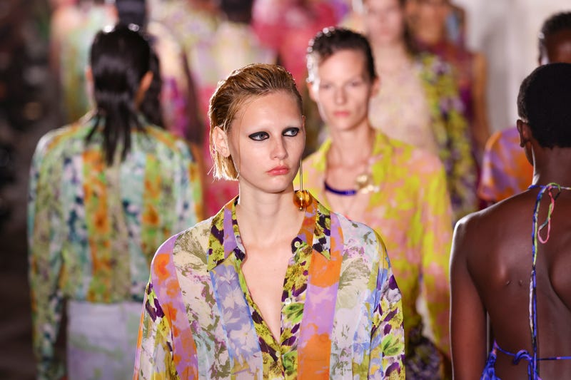 Paris Fashion RTW SS 23 Dries Van Noten