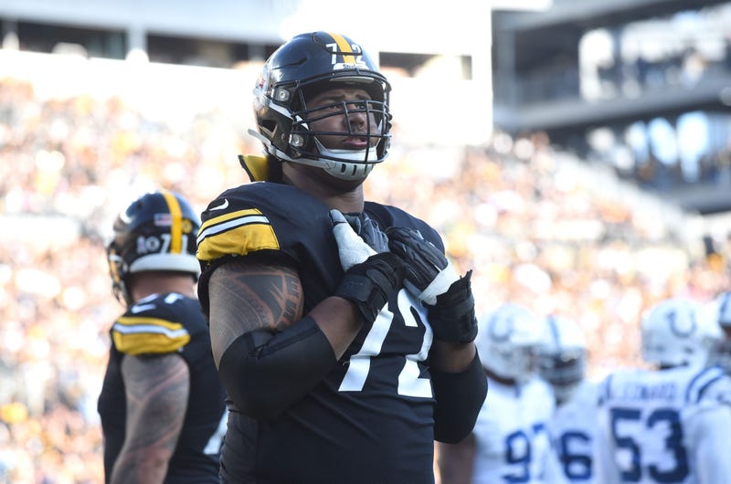 Pittsburgh Steelers offensive tackle Zach Banner (72) during the third quarter at Heinz Field. The Steelers won 26-24.