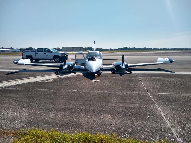 Pilot: Landing gear collapsed on touchdown