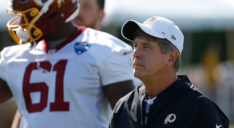 Bill Callahan is running the show... differently