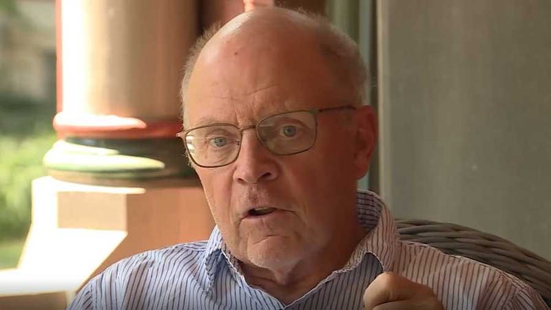 KU political professor Burdett Loomis