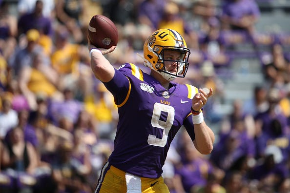 LSU QB Joe Burrow drops back for a pass against Utah.