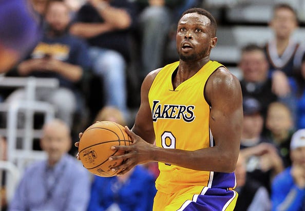 Luol Deng eyes the basket during a game with the Lakers.