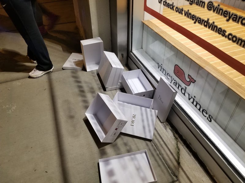 Mag Mile Looting