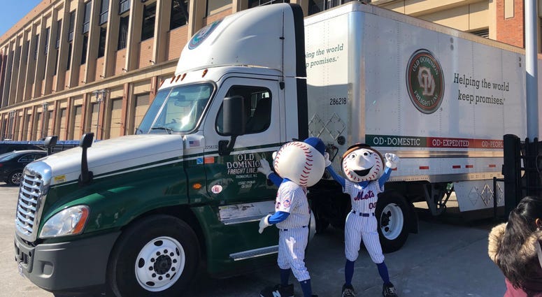 Mets spring training truck day