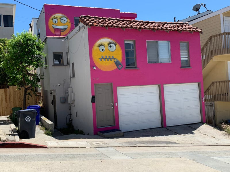 Bright Pink Emoji House Turns Heads In California