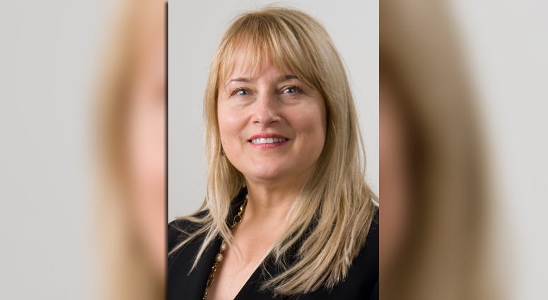 Pat Farnack headshot