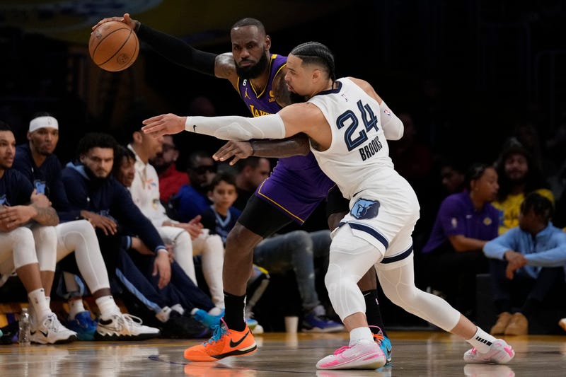 Brooks on Lebron