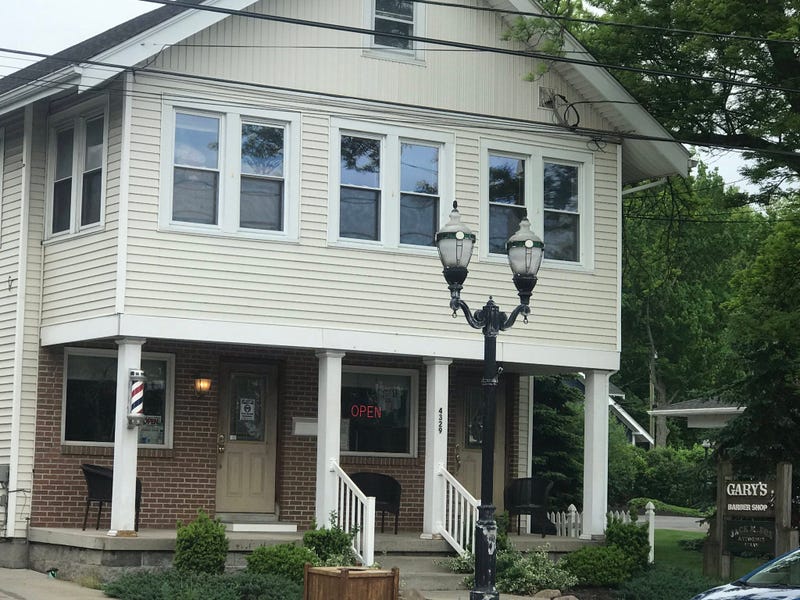 Gary's barber Shop