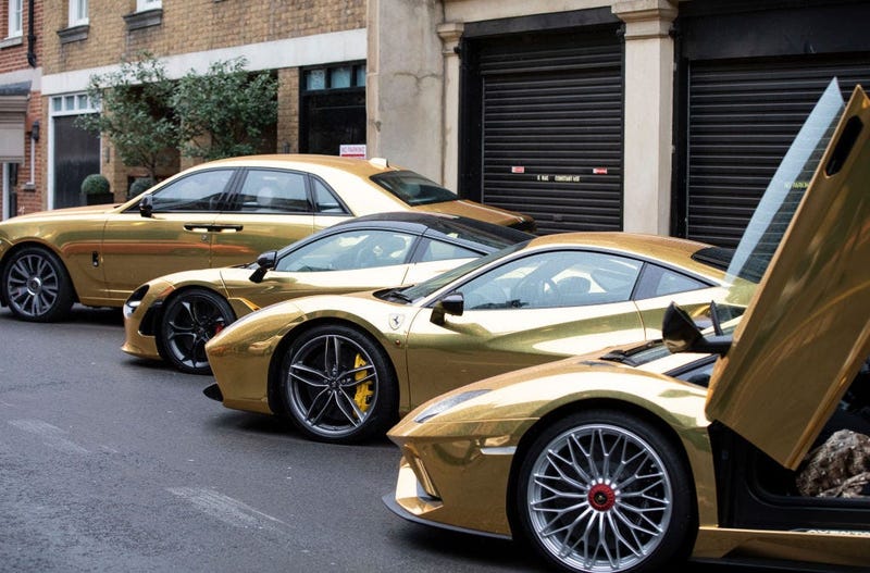 Five distinctive gold wrapped supercars minicabs including the Lamborghini Aventador, Ferrari 488, Rolls Royce Ghost II, Mercedes G Wagon and Mclaren 720s were officially unveiled at a launch event at The Dorchester Hotel in London.