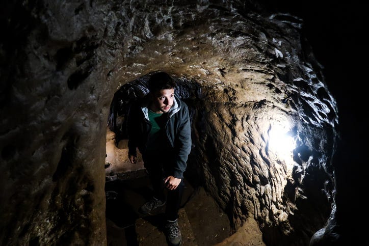 Man below the tunnel