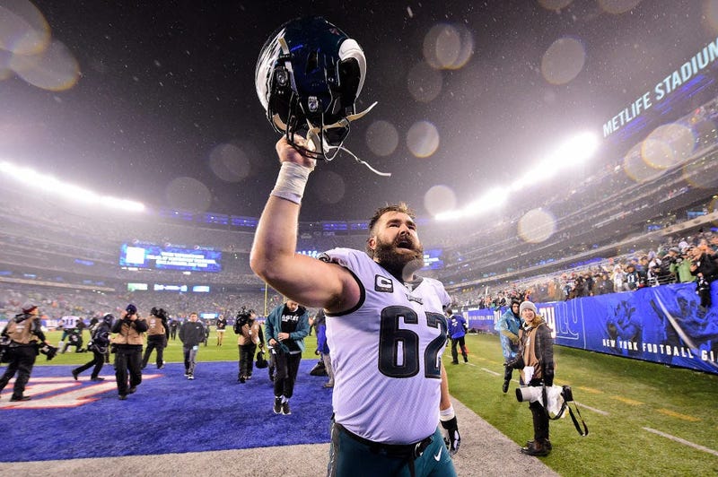 Jason Kelce #62 of the Philadelphia Eagles celebrates his teams win over the New York Giants
