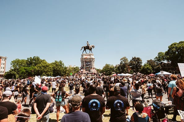 5,000 man march Lee statue