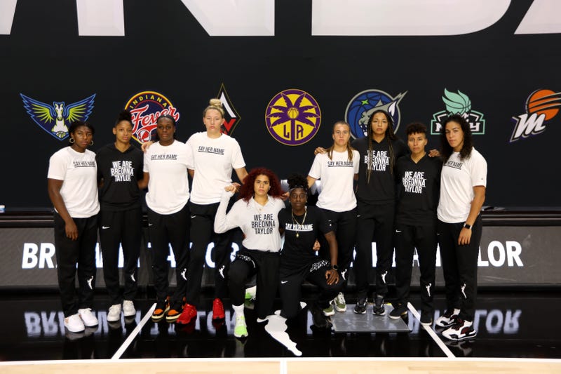 PALMETTO, FL - JULY 25: Members of the New York Liberty gather for a group photo prior to the game against the Seattle Storm on July 25, 2020 at Feld Entertainment Center in Palmetto, Florida.