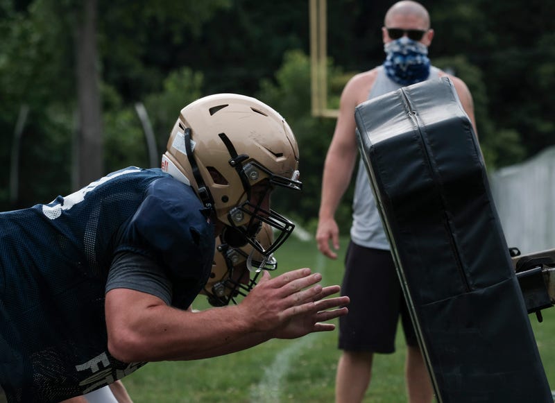 High school football practice amid pandemic