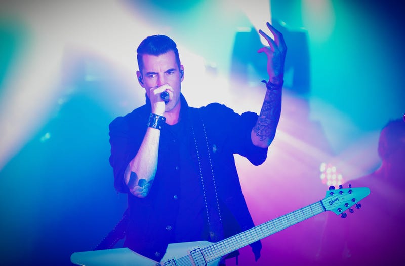 Tyler Connolly of Theory of a Deadman