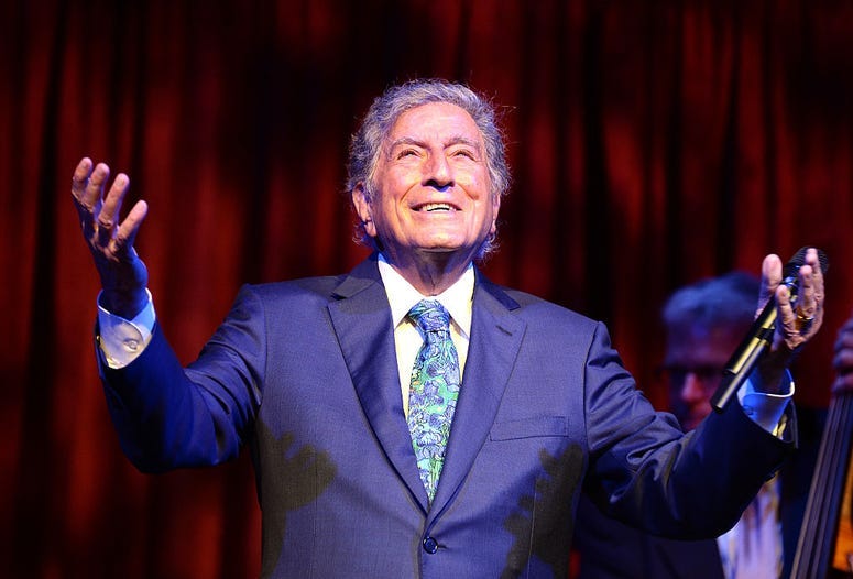 Tony Bennett performs at the 9th Annual Exploring The Arts Gala founded by Tony Bennett and his wife Susan Benedetto at Cipriani 42nd Street on September 28, 2015 in New York City.