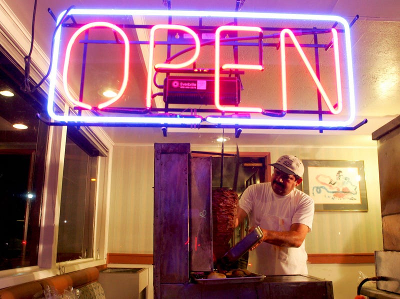 la, local restaurants