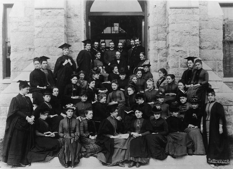 Bryn Mawr College, 1886