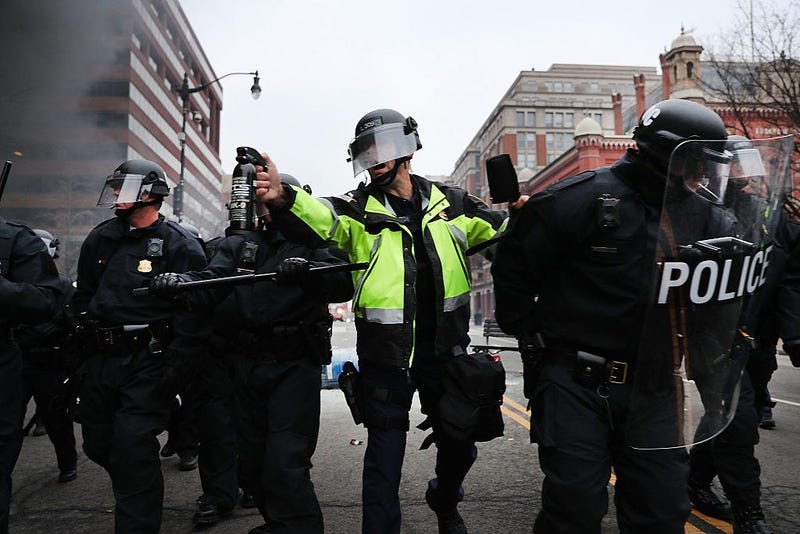 Protests at White House (GETTY)