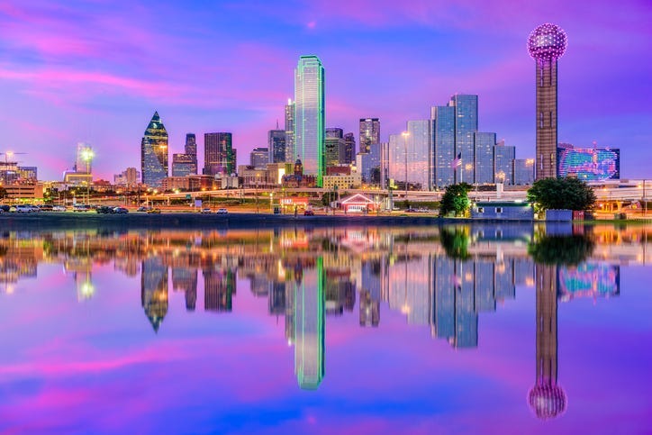 Dallas, Texas, USA downtown city skyline.
