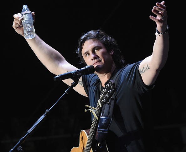 Joe Nichols on stage