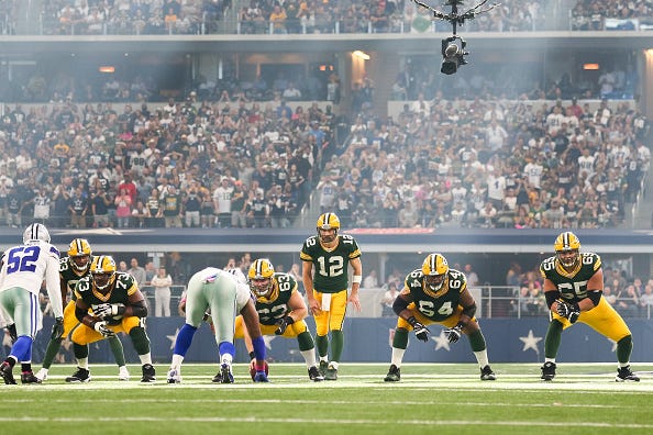 Aaron Rodgers will lead the Packers into Dallas.