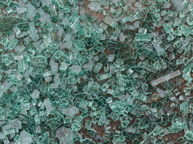 Pattern of broken glass