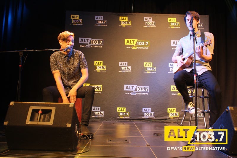 iDKHOW Live At The Verizon Artist Lounge At ALT 103.7 Studios