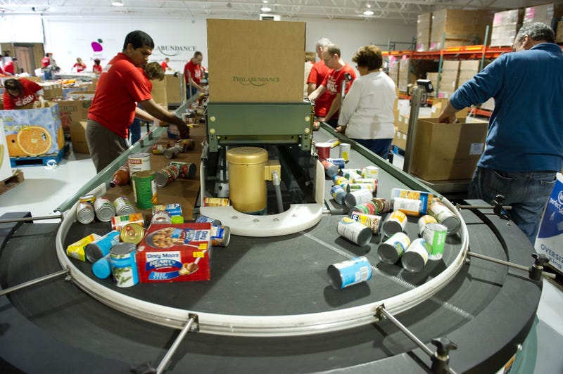 Philabundance volunteers