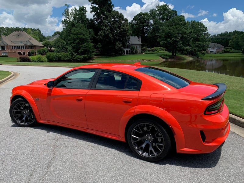 Dodge Charger R/T Scat Pack 