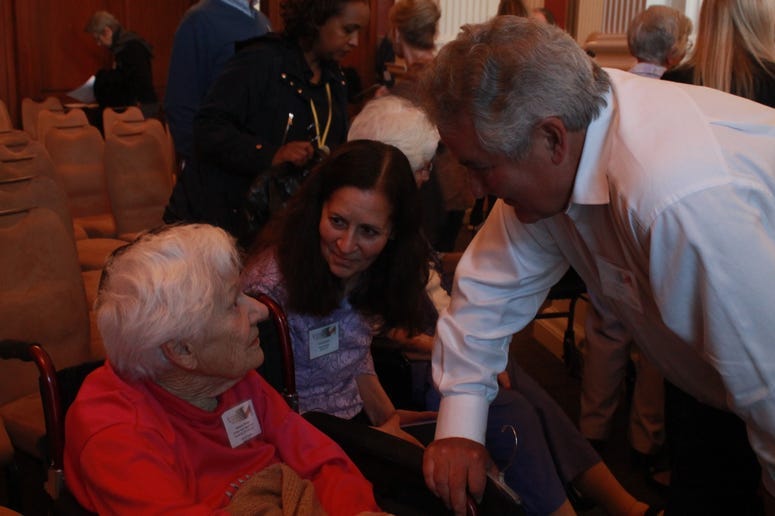 Library of Congress reunites women World War II codebreakers