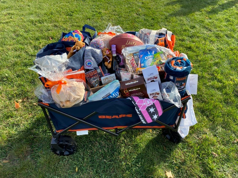Chicago Bears surprise nurse battling breast cancer