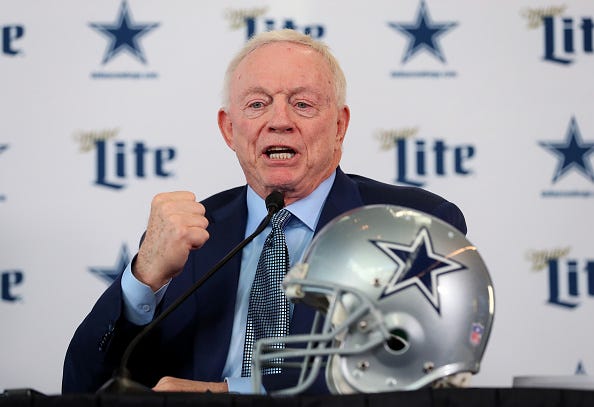 Jerry Jones addresses reporters at a Cowboys press conference.