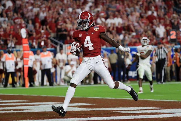 Jerry Jeudy finds the end zone for Alabama.
