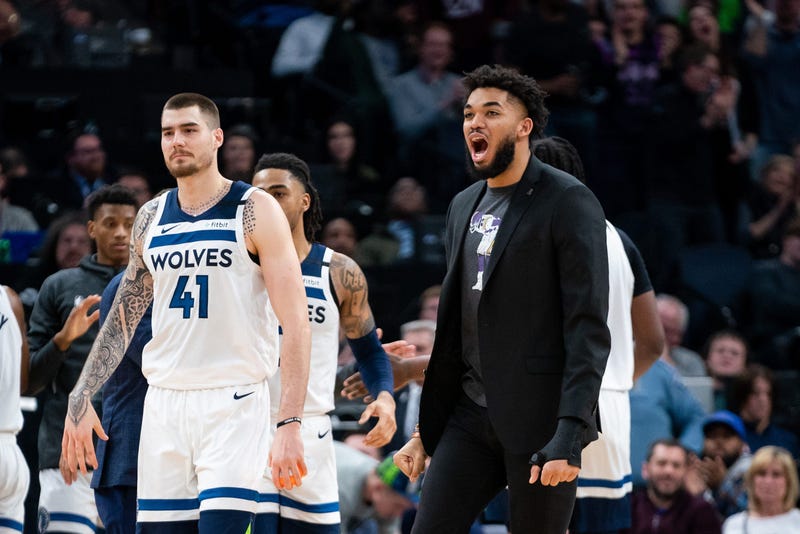 Karl anthony towns injury