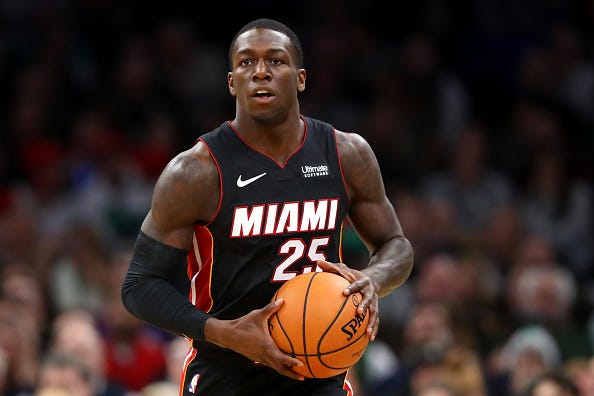 Kendrick Nunn searches for an open Heat teammate.