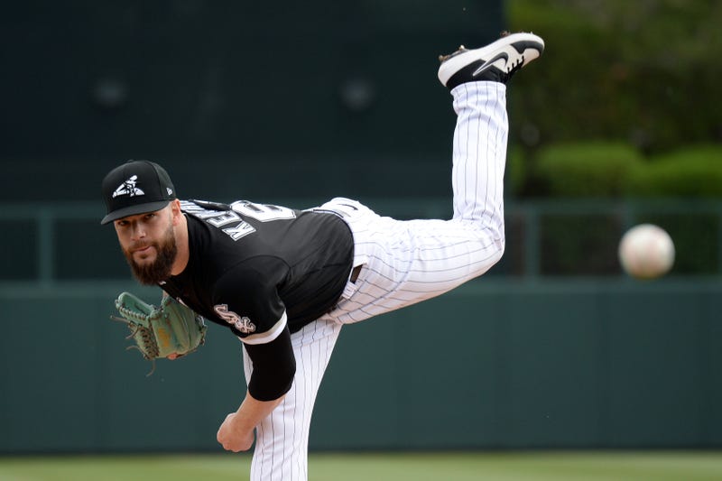 Dallas Keuchel pitches for the White Sox.