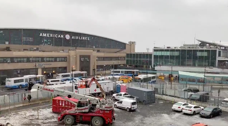LaGuardia delays